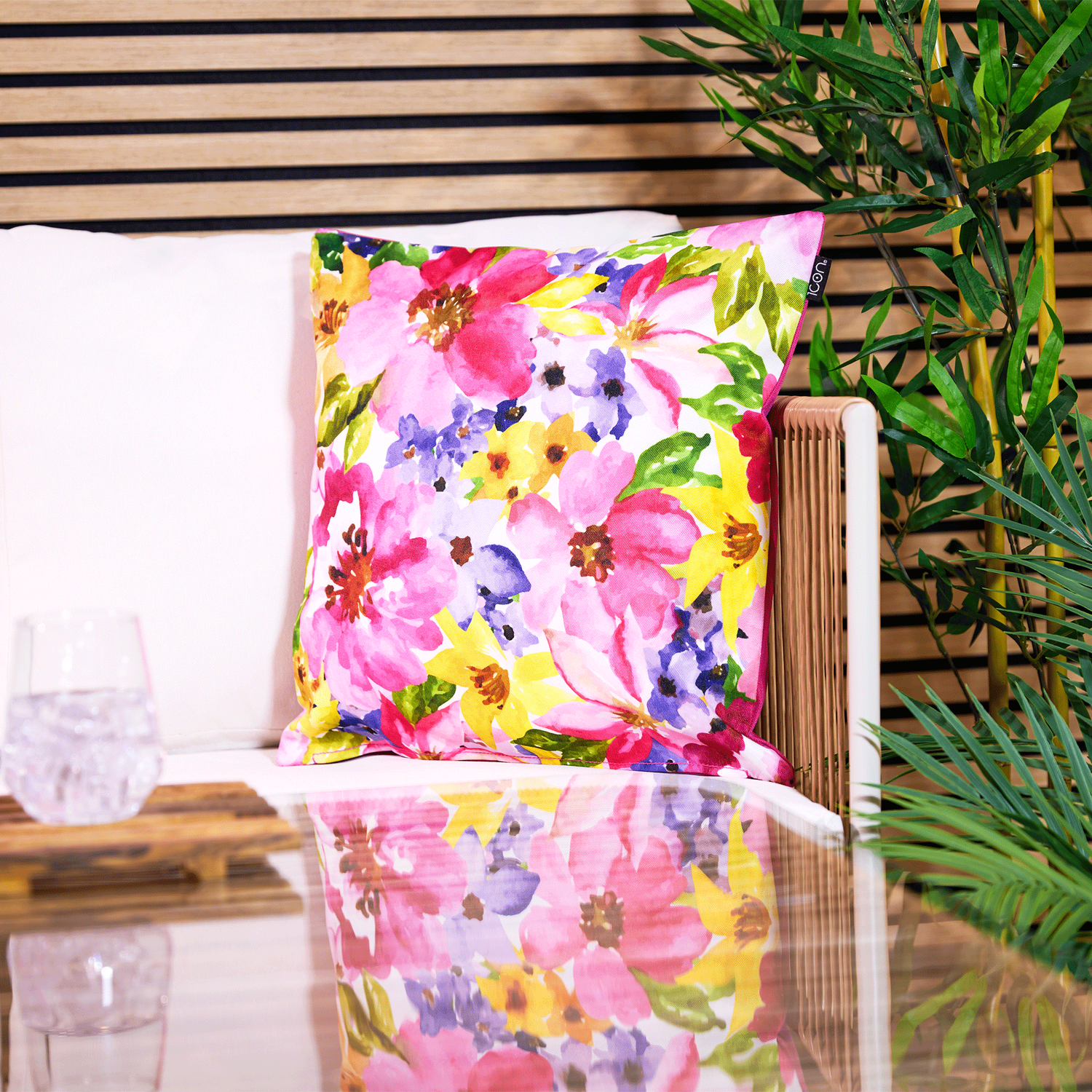 Icon Unisex Pink #N/A In | Size: 43 Cm X 43 Cm - Image 2