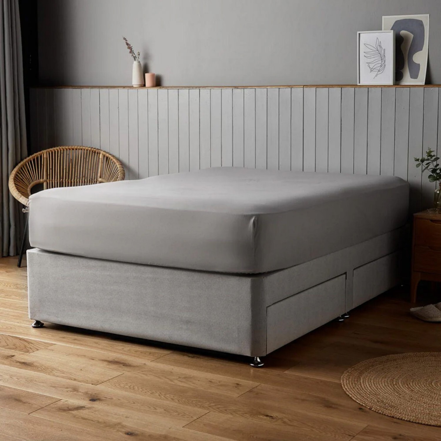 Silentnight Supersoft Fully Elasticated Fitted Sheet - Pale Grey / King