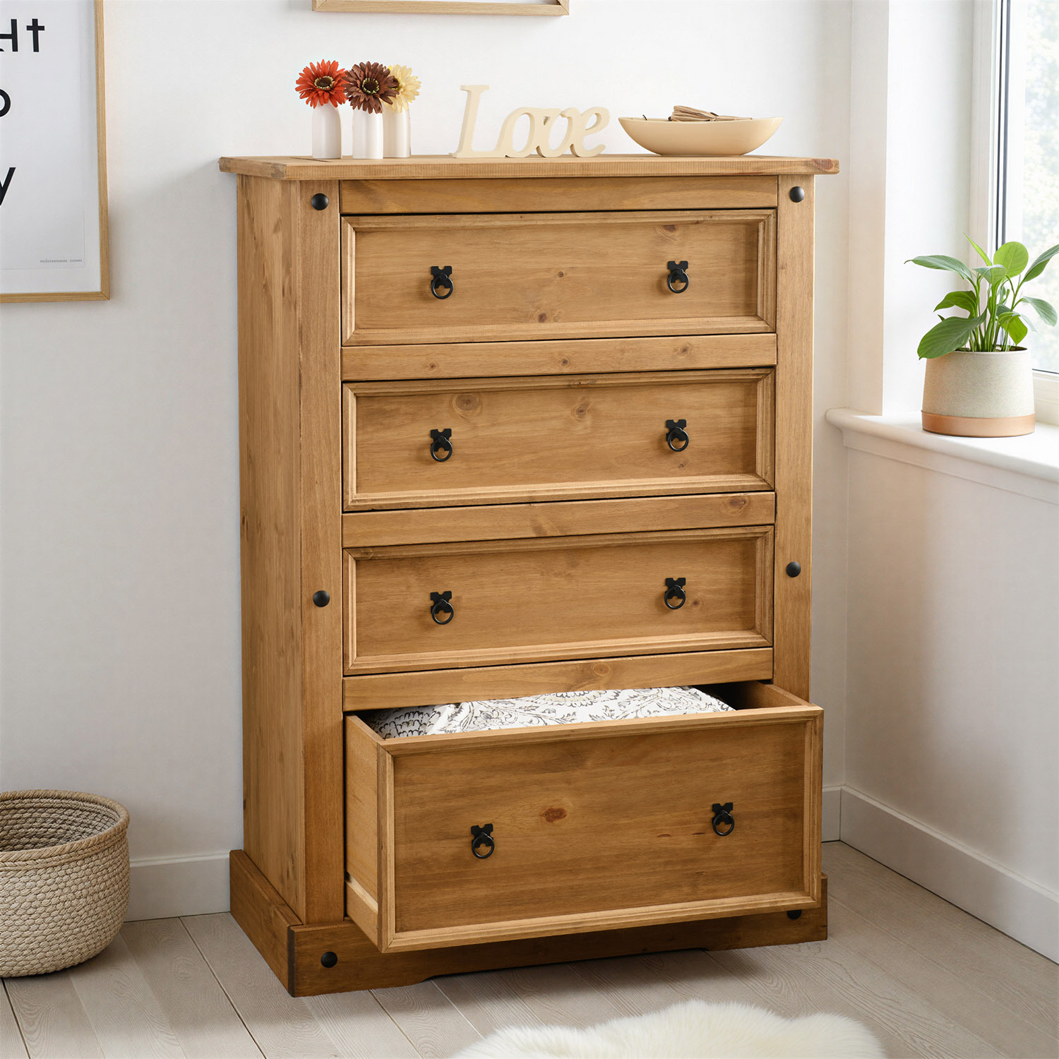 Corona 4 Drawer Chest Distressed Waxed Pine - Distressed Waxed Pine