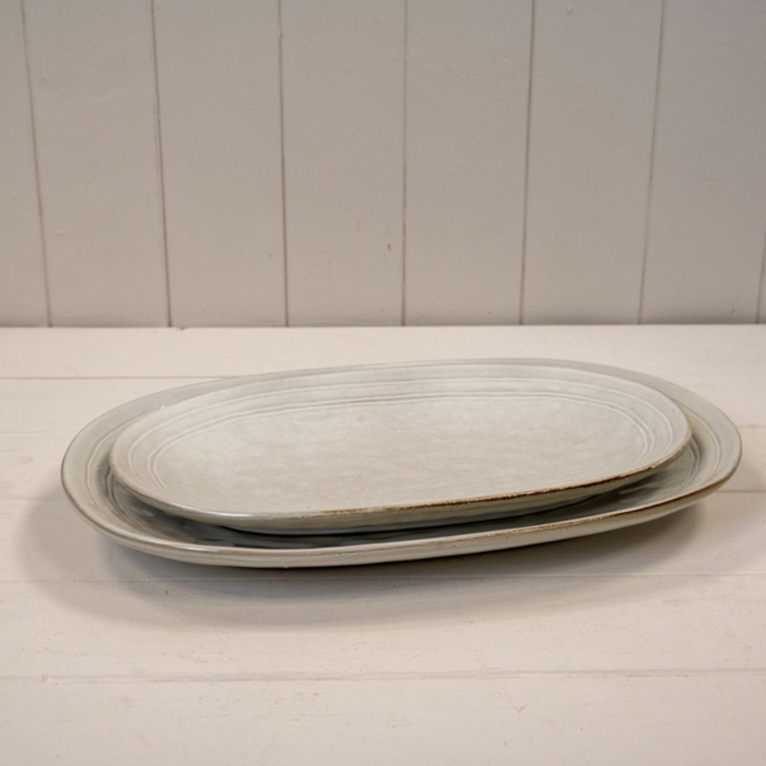 Image of Cream Satchville Stoneware Medium Oval Plate&hellip;