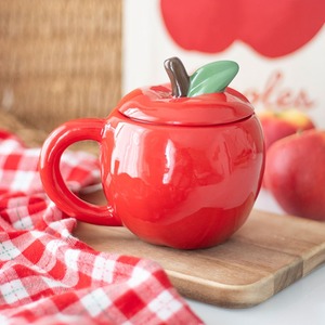 Ceramic Apple Shaped Lidded Mug