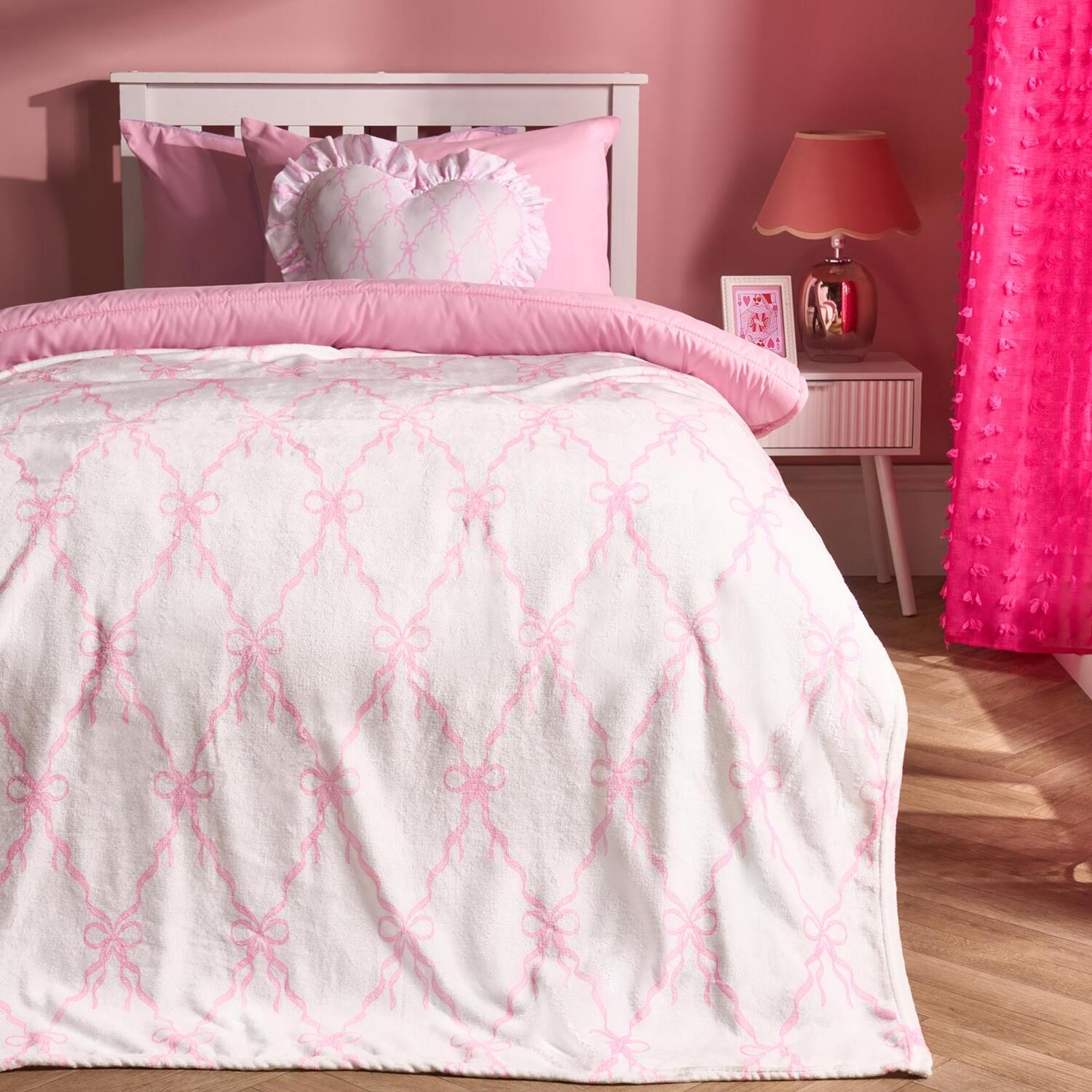 OHS Bow Lattice Flannel Fleece Throw Blanket Soft Bedspread in White | Size: 125 cm x 150 cm