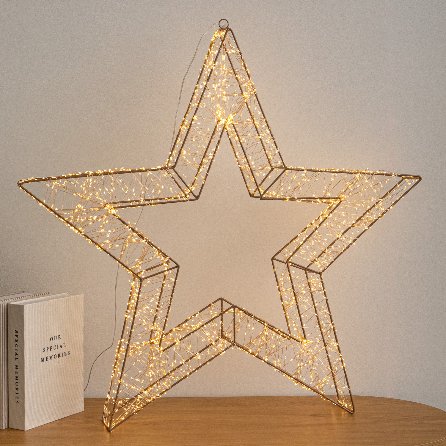 Gold/Light/White 79Cm Christmas Star With 2400 Warm Leds & Timer - Image 3