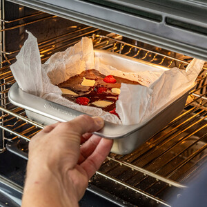 MasterClass Recycled Aluminium Square Baking Tin, 23cm