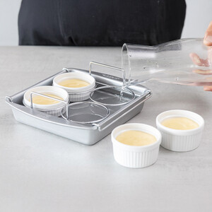 Chicago Metallic Six Piece Creme Brulee Set