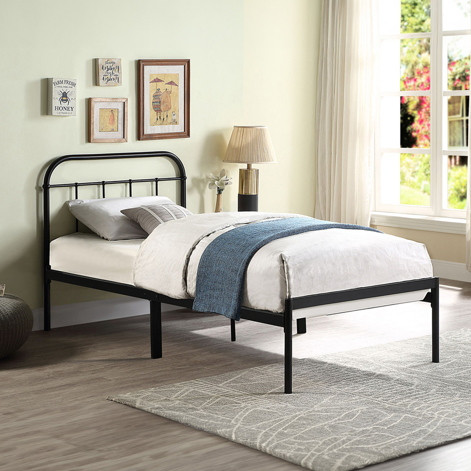 Aldbury Traditional Modern Black Metal Bed Frame - Black Single