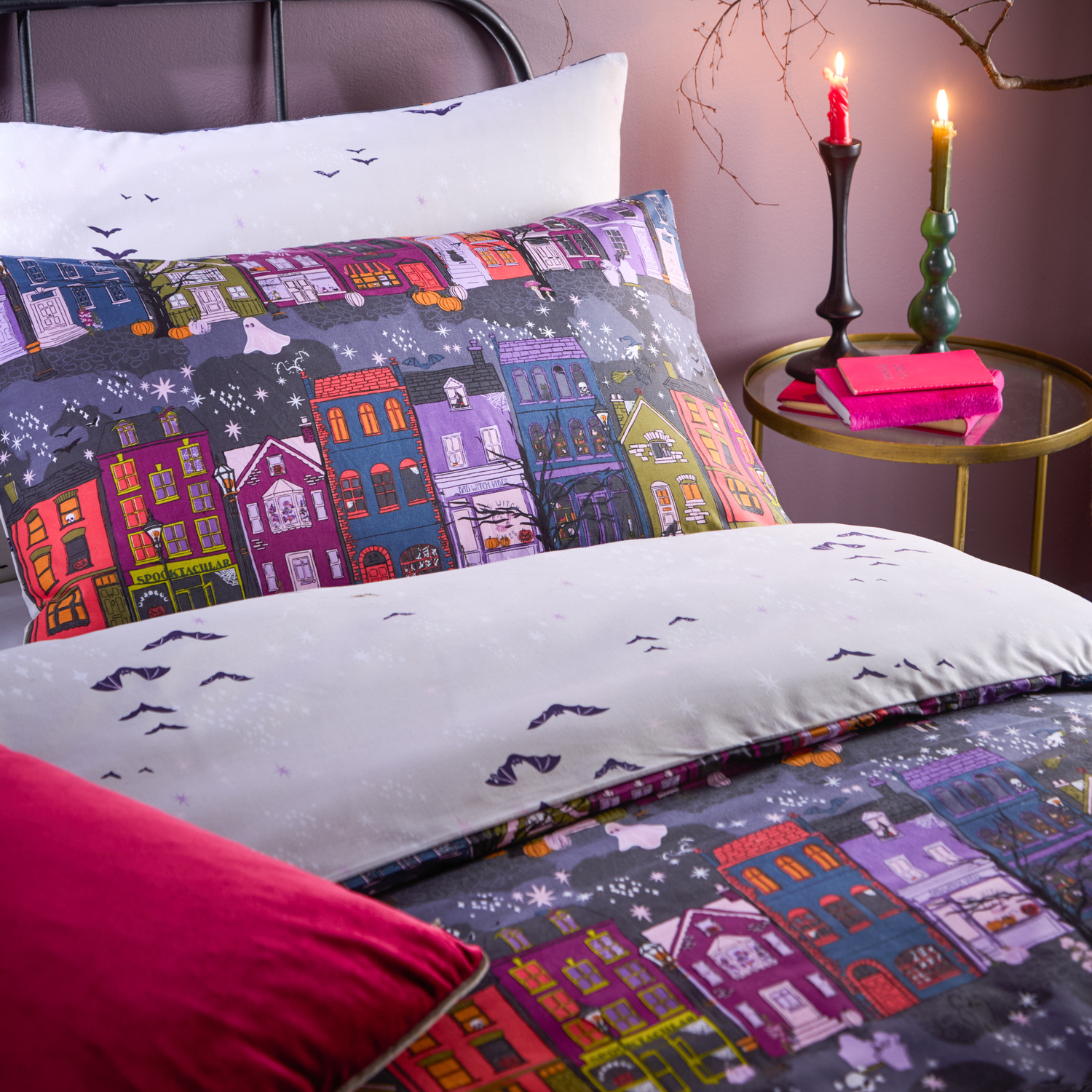 Creepy Town Reversible Duvet Cover Set - Charcoal