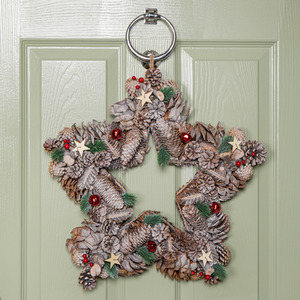 Frosted Hanging Christmas Star Wreath