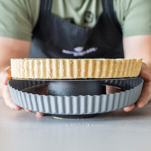 KitchenCraft Non-Stick Loose Base 24.5cm Flan  Quiche Tin