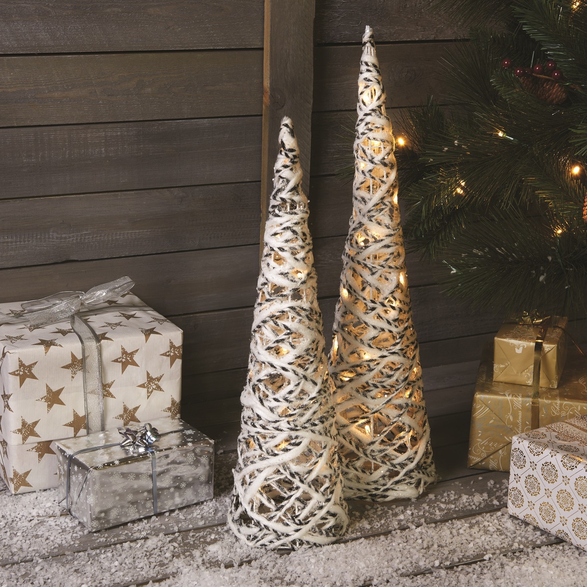 LED Grey Snowy House Scene