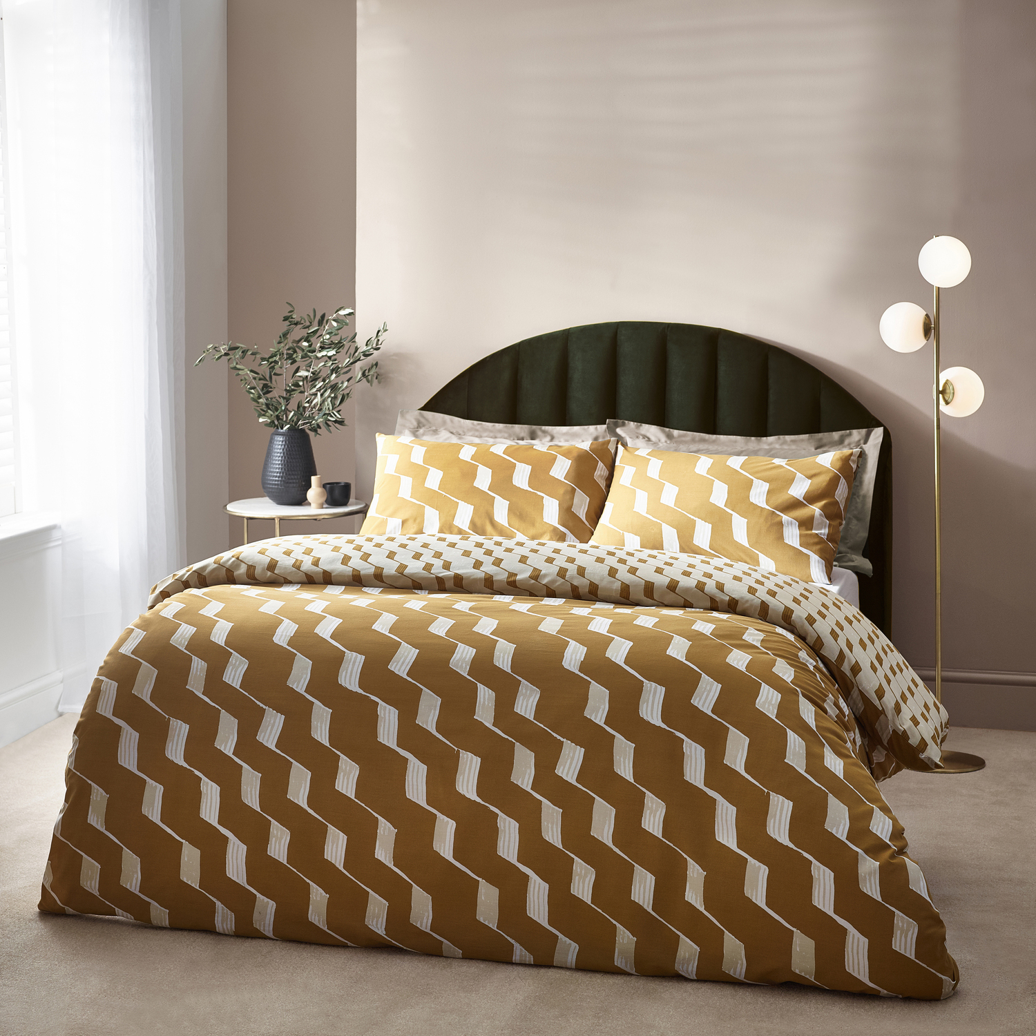 Abstract Ribbon Duvet Cover Set - Honey Superking