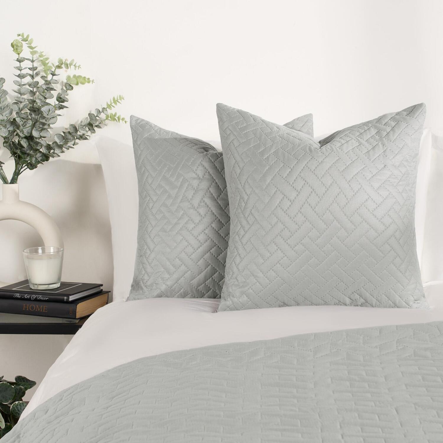 Pack of Pinsonic Cushion Covers Home Living Luxury - Silver / 2