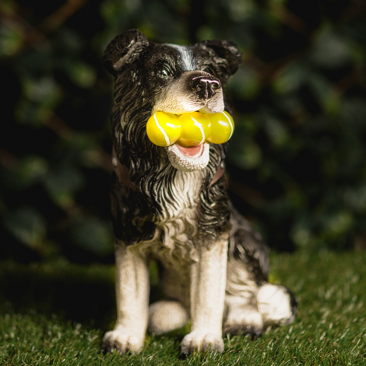 Image of Solar Dog Garden Ornament Light up&hellip;