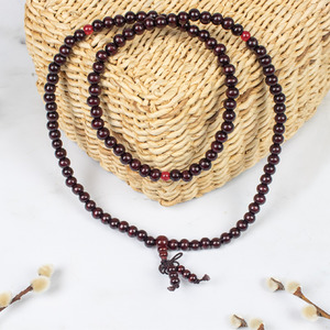 Mallah Myga Mala Bead Necklace shot 5651904