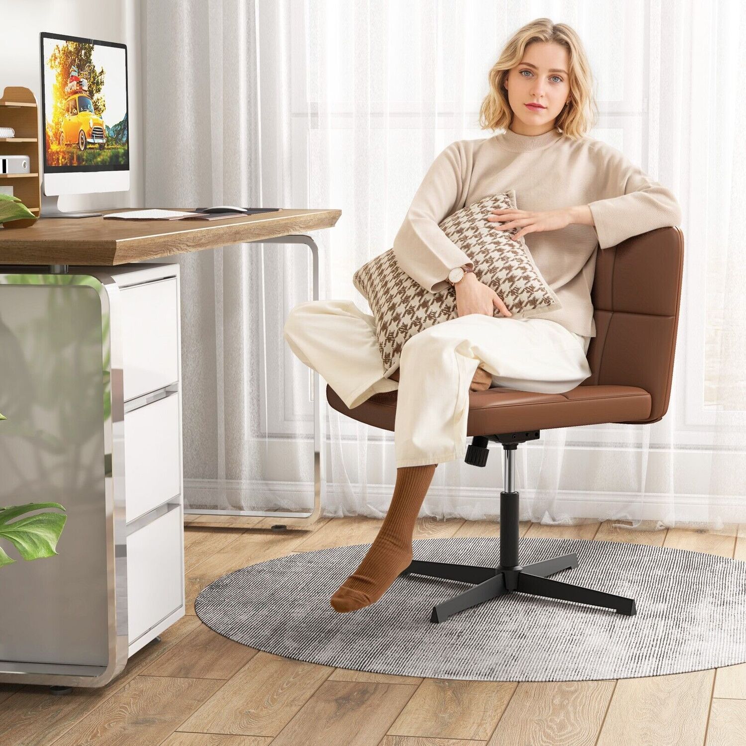Modern Office Desk Chair - Brown