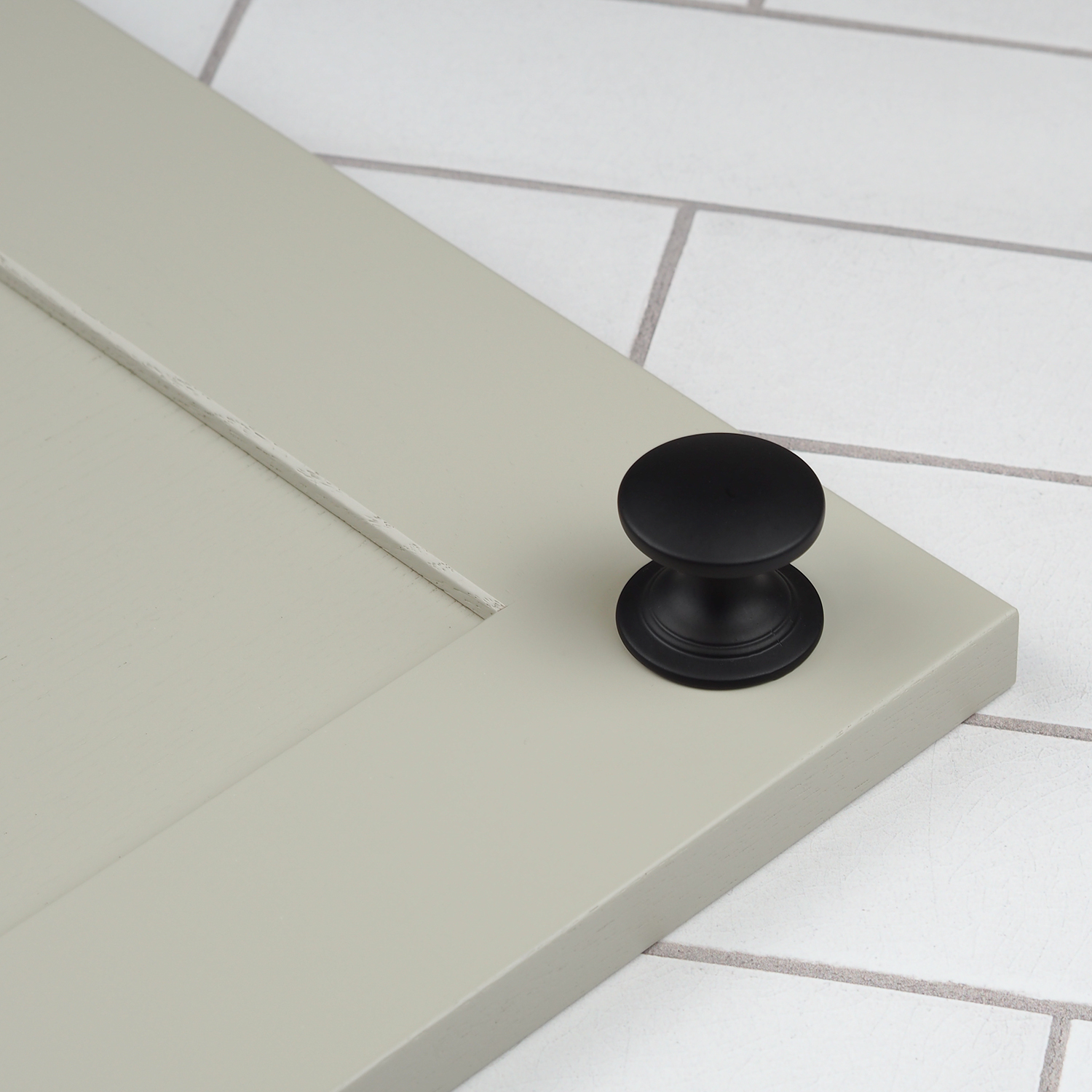Handle & Home Classic Cabinet Round Pull - Matt Black - Matt Black / 38Mm