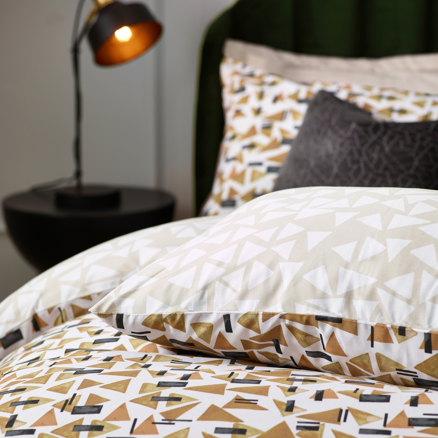 Geometric Triangles Duvet Cover Set - Toffee Single