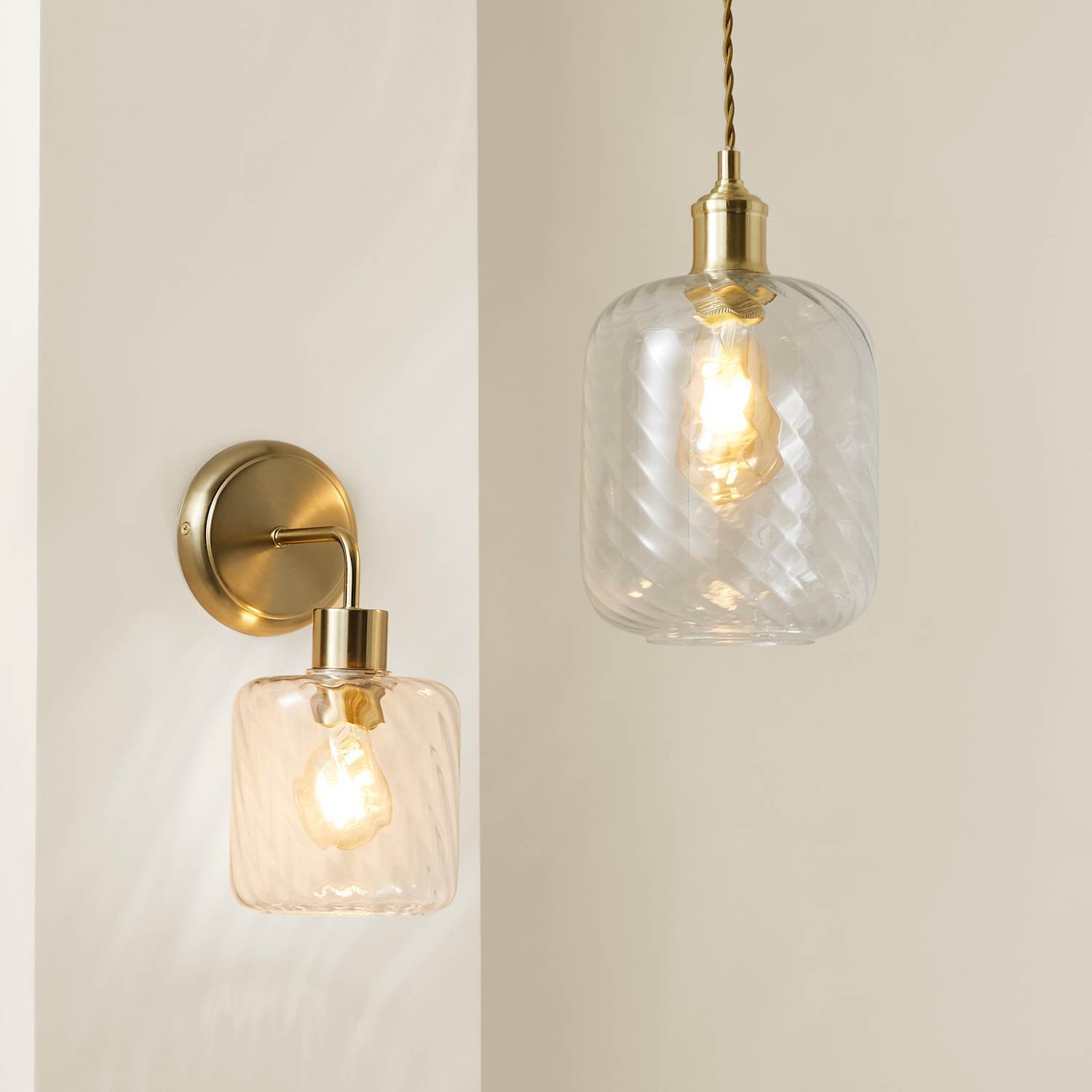 Valuelights Emery Clear Oval Swirled Glass Easy Fit Ceiling Lamp Shade - Clear / No - Clear