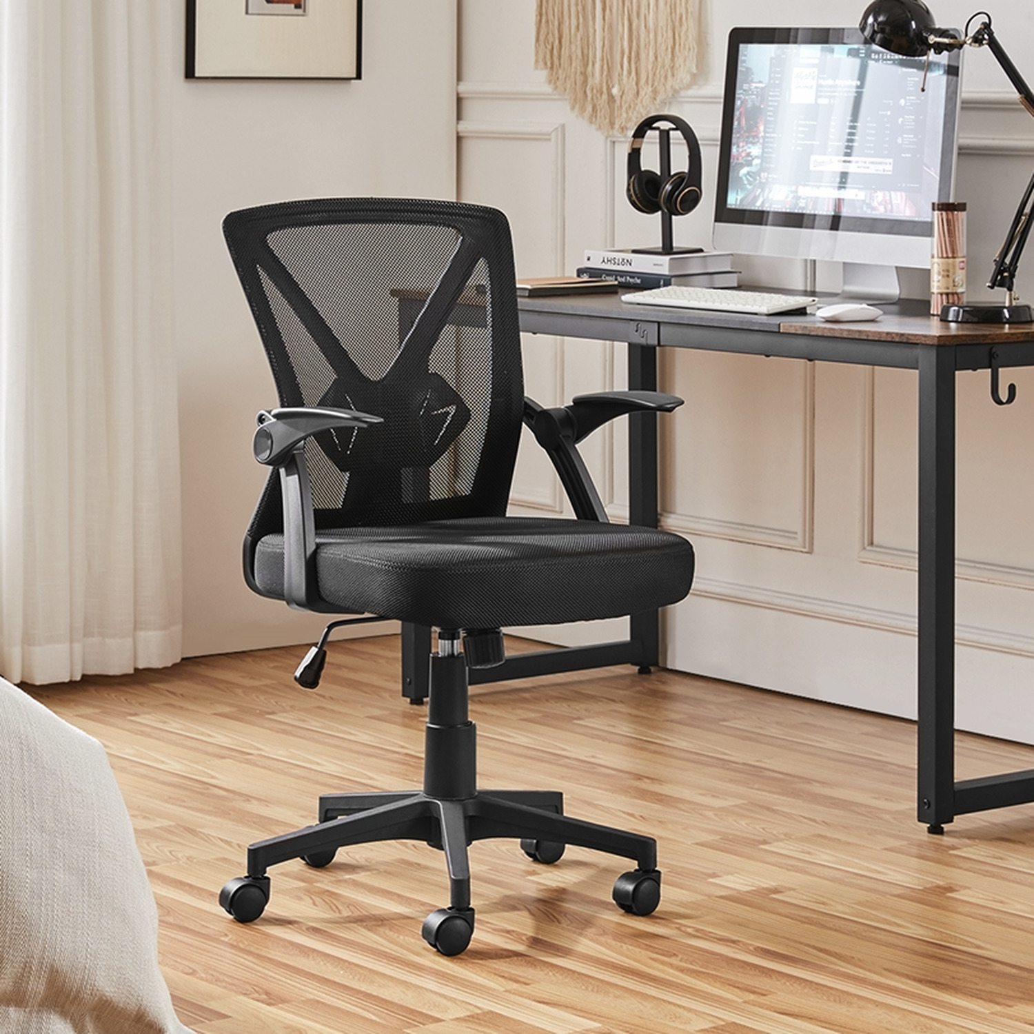 Yaheetech Adjustable Desk Chair - Black
