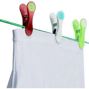 SupaHome Plastic Clothes Pegs (Pack of 10)