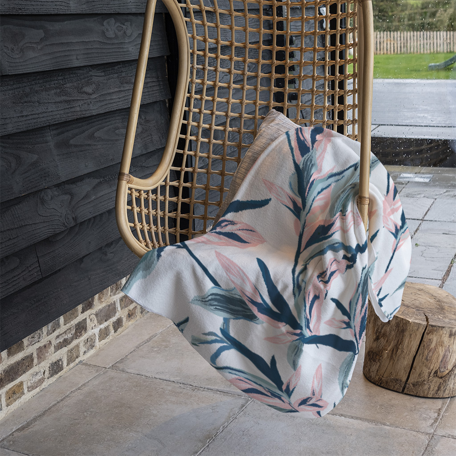 Winter Pink  Blue Flowers Blanket - Blue