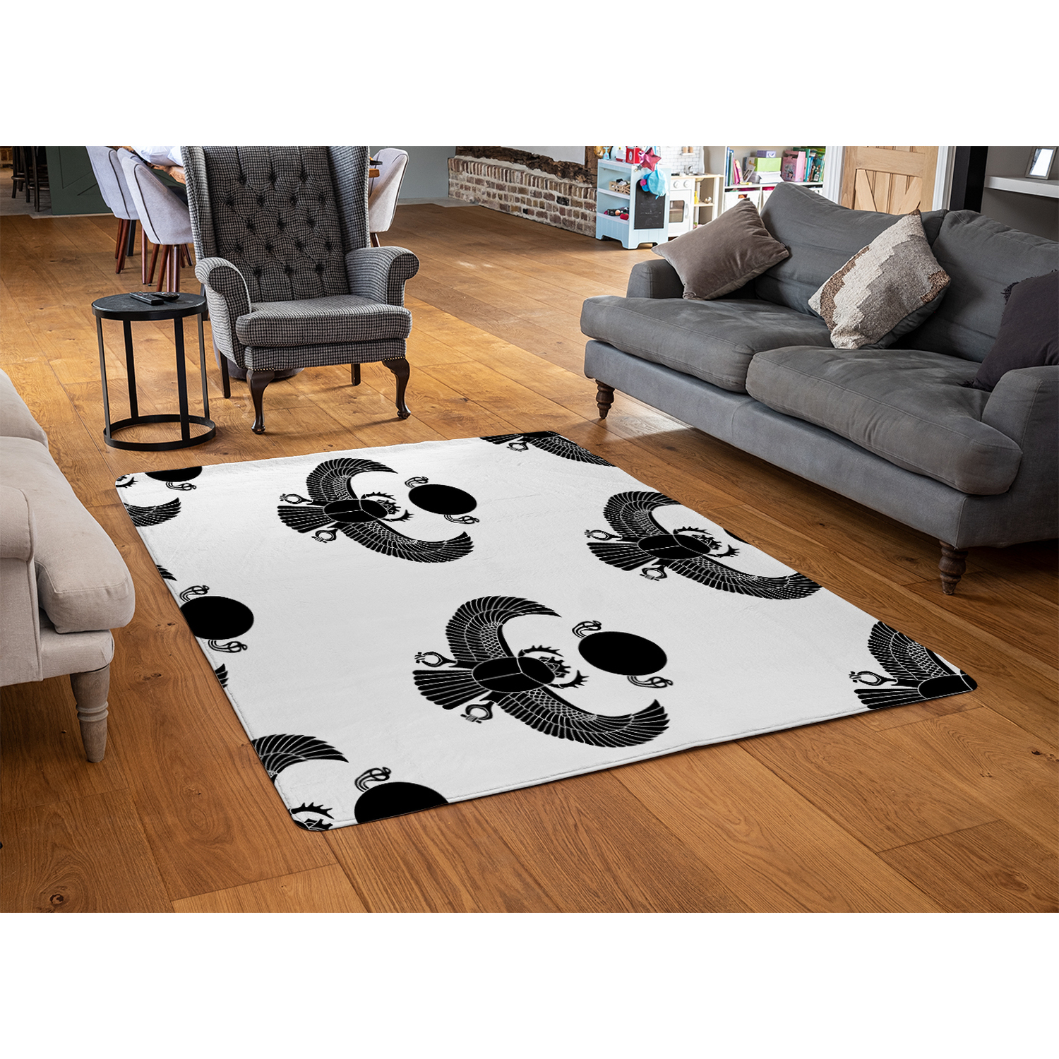 Scarab Silhouette Rug - Black / 150cm