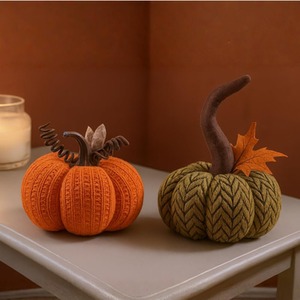 Set of 2 Plush Pumpkins