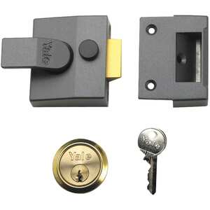 Yale P9401B brass door viewer adjustable 35-57 mm.