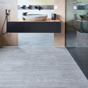 Grey Oak Self-Adhesive Floor Planks Pack of 36 Vinyl Flooring  shot 5718107