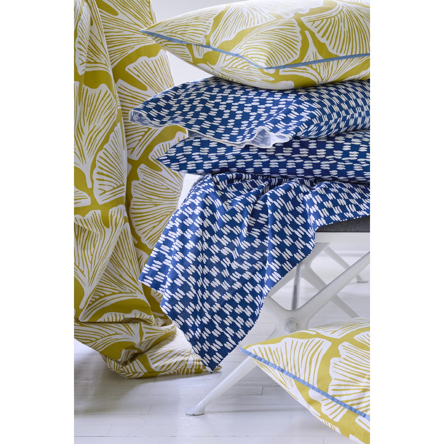 Martex Feather Palm Duvet Cover Set - Yellow Superking