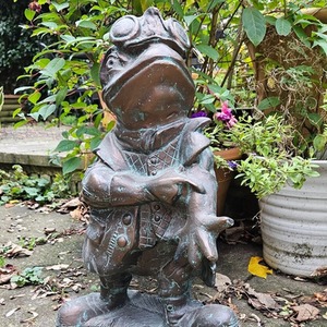 Toad of Toad Hall Sculpture