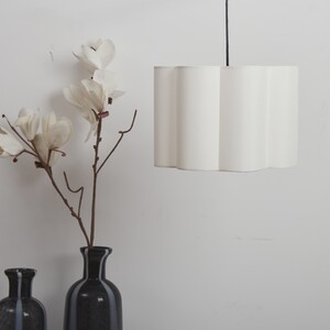 Cream Scalloped Shade