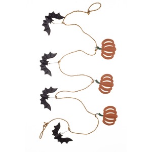 Pumpkin and Bat Halloween Garland