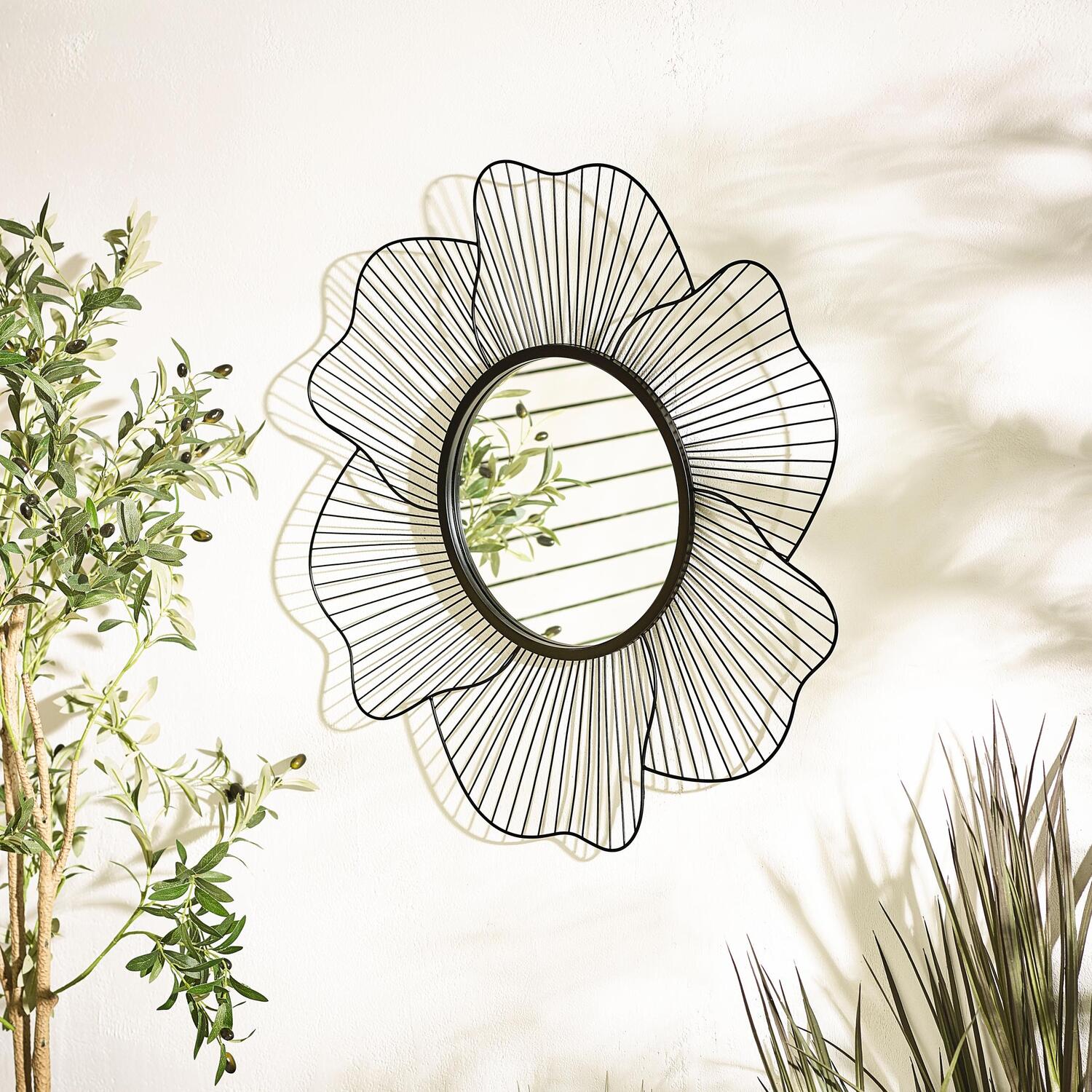 Furniturebox Uk Flora Medium Round Flower Frame 80Cm Garden Mirror - Black
