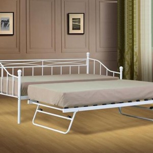 White Metal Day Bed With Trundle