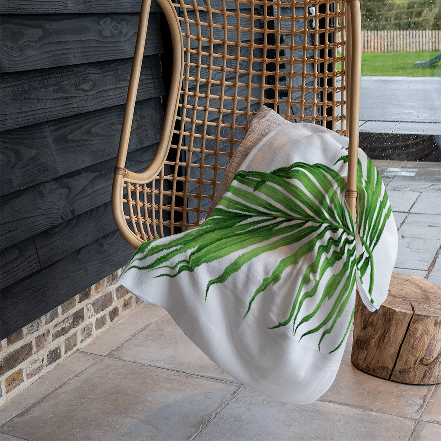Botanical Leaf Blanket - Green
