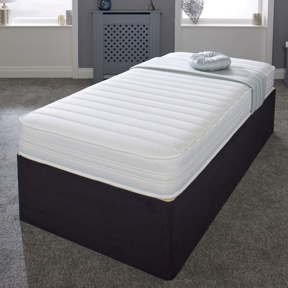 The Sirocco White 18cm Deep Value Hybrid Memory Foam Spring Mattress