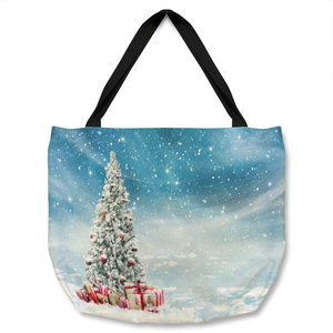 Beautiful Decorated Snowed In Christmas Tree Dining Tote bag