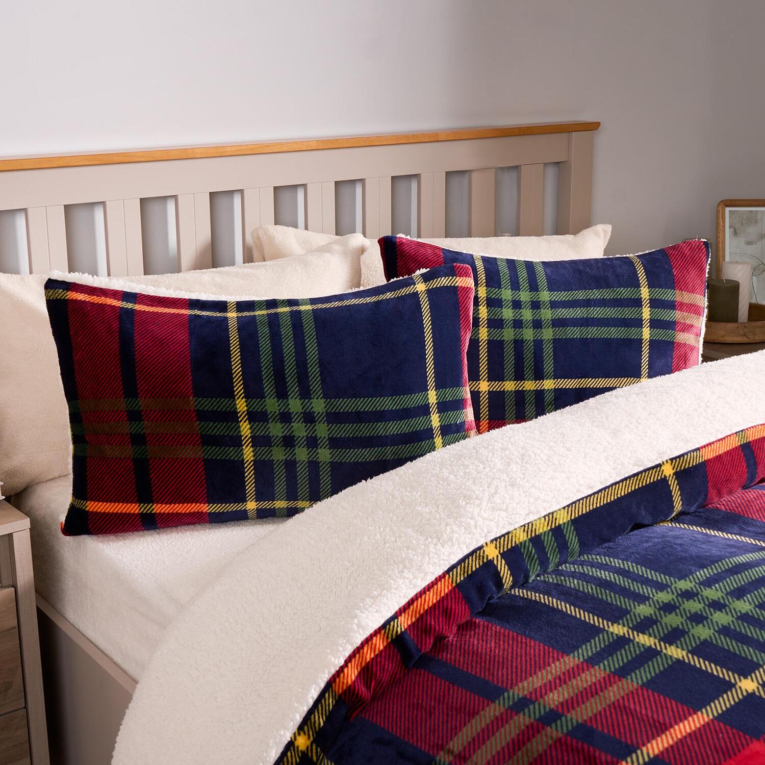 Oxford Check Sherpa Duvet Set - Red Single