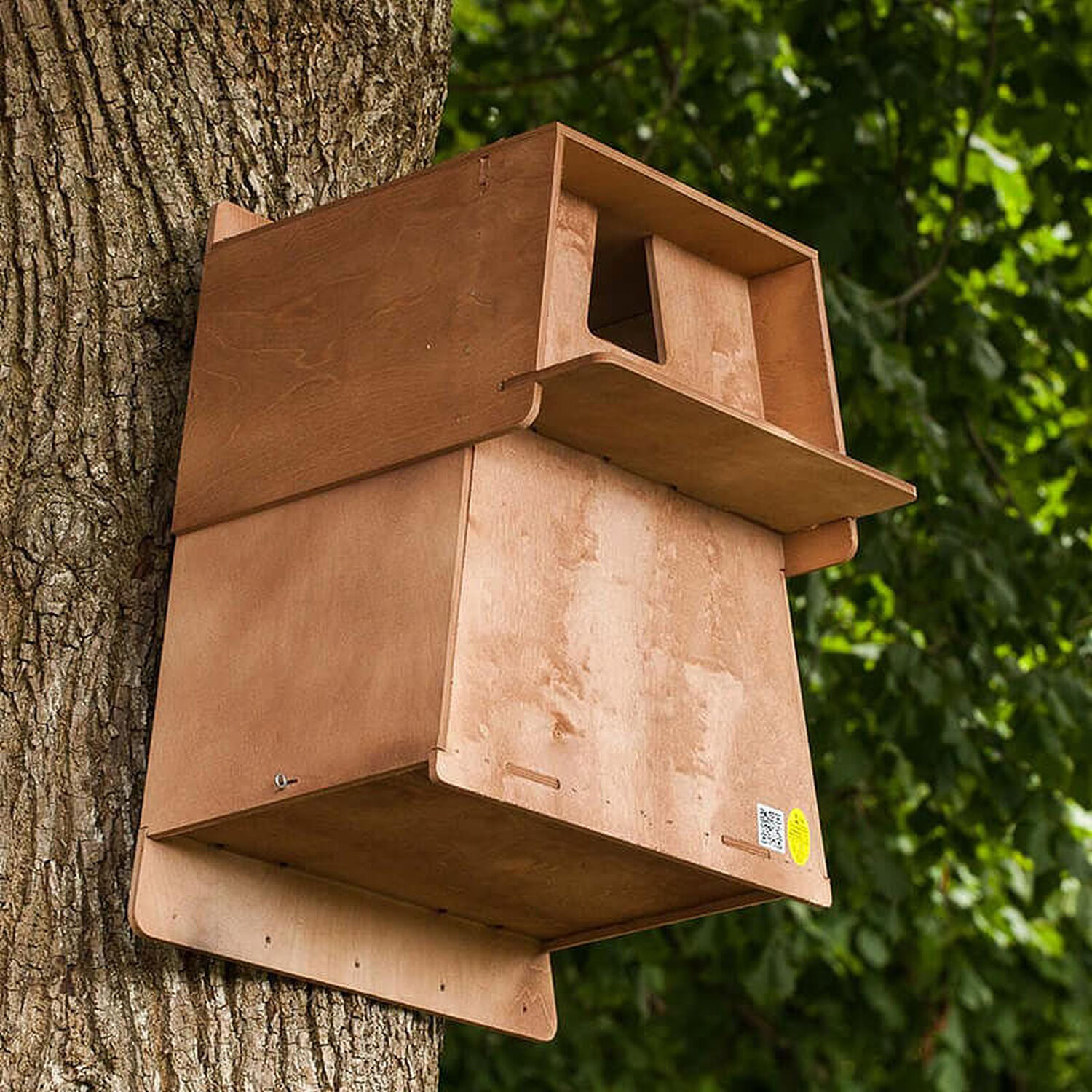 Nestbox Co Barn Owl Nest Box For Trees, Barns Or Poles - Brown