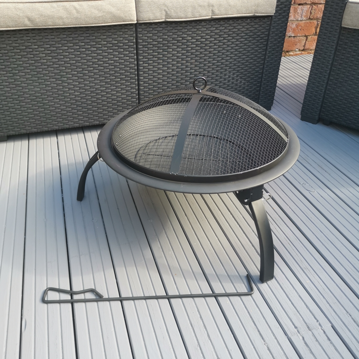 51cm Diameter Garden Log Burner Fire Pit Heater Bowl with Guard - Black