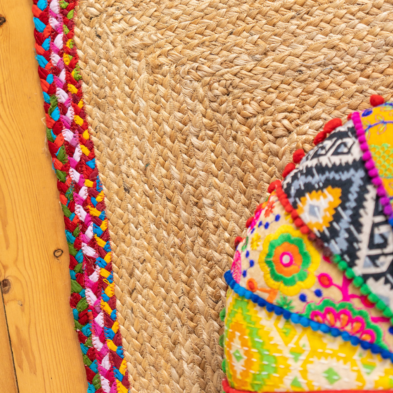 Braided Eshan Hemp Rug Chindi Border