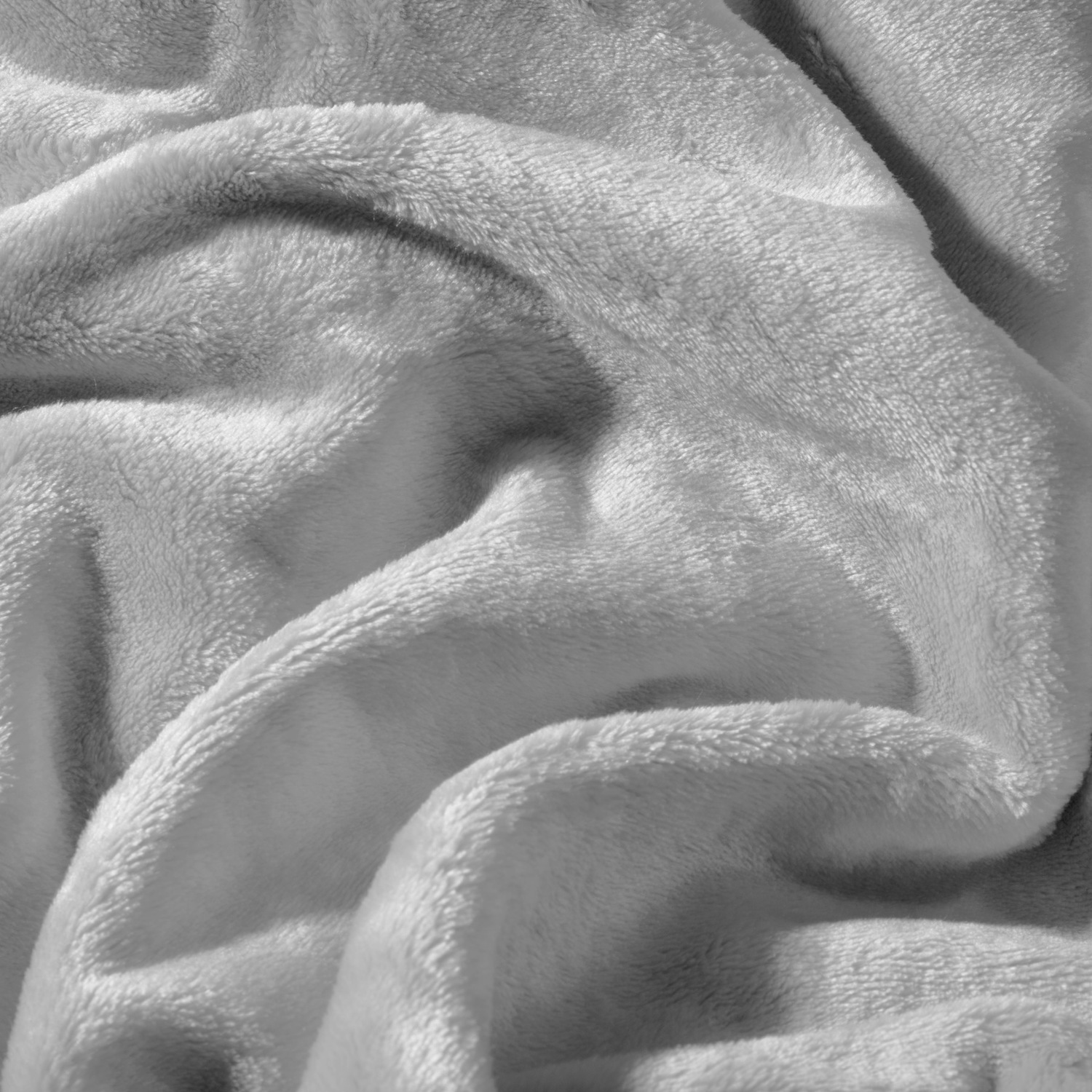 Collection Polyester Throw Blanket, Polyester Throw, Washable, Including Carrying Bag