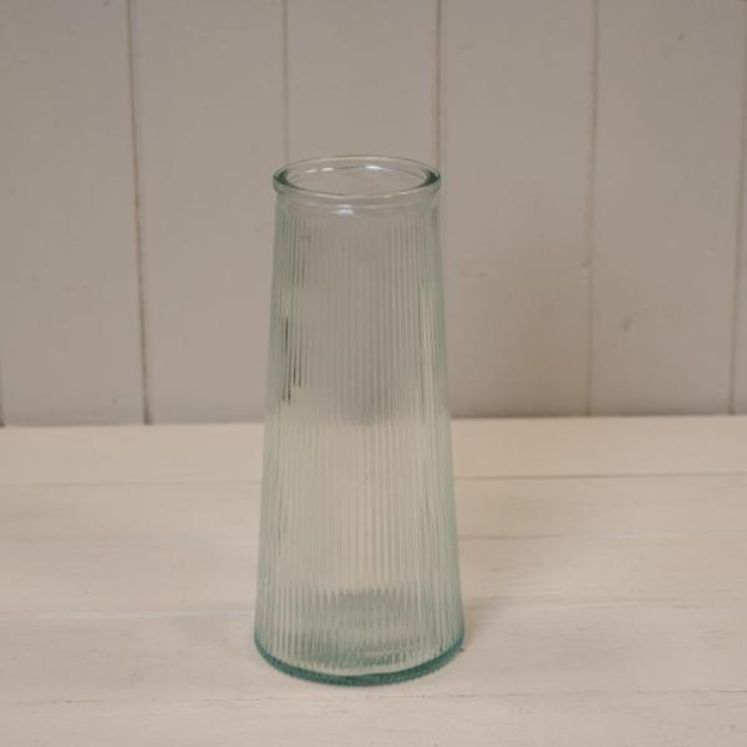 Kdmd Unisex Clear Tall Ribbed Vase - Image 2