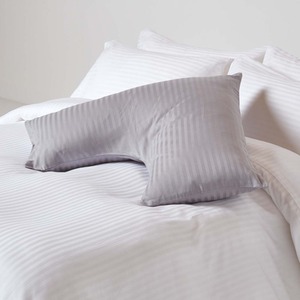 330 Thread Count Egyptian Cotton V Shape Pillowcase