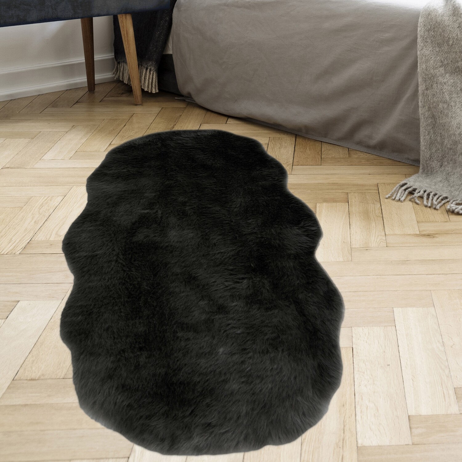 The Rug Wholesaler - Black Cosy High Pile Faux Fur Sheepskin Rug - Kinsale - Black / 133cm thumbnail