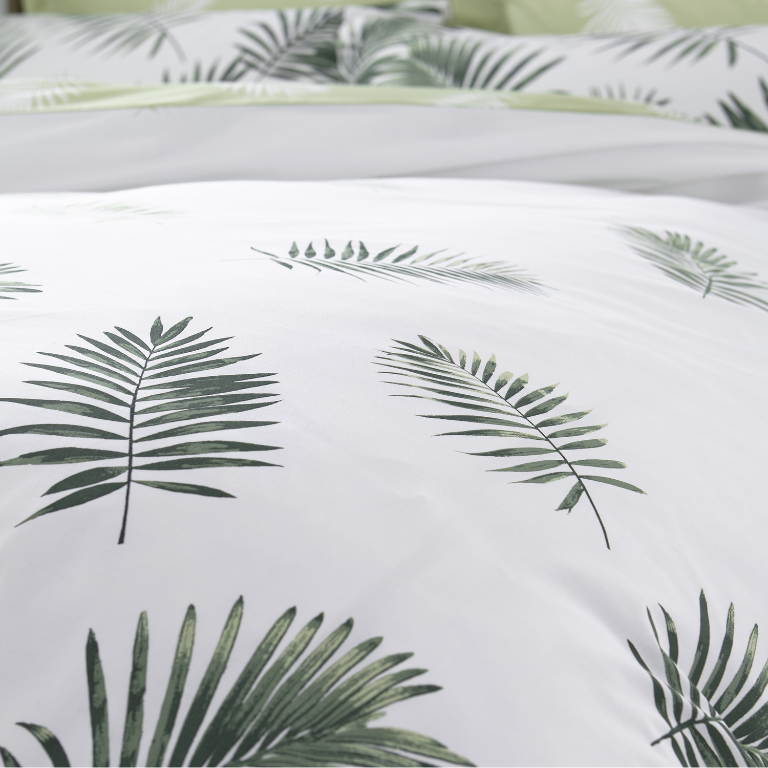 Charlotte Thomas Fern Green Bed Duvet Cover Set - Green