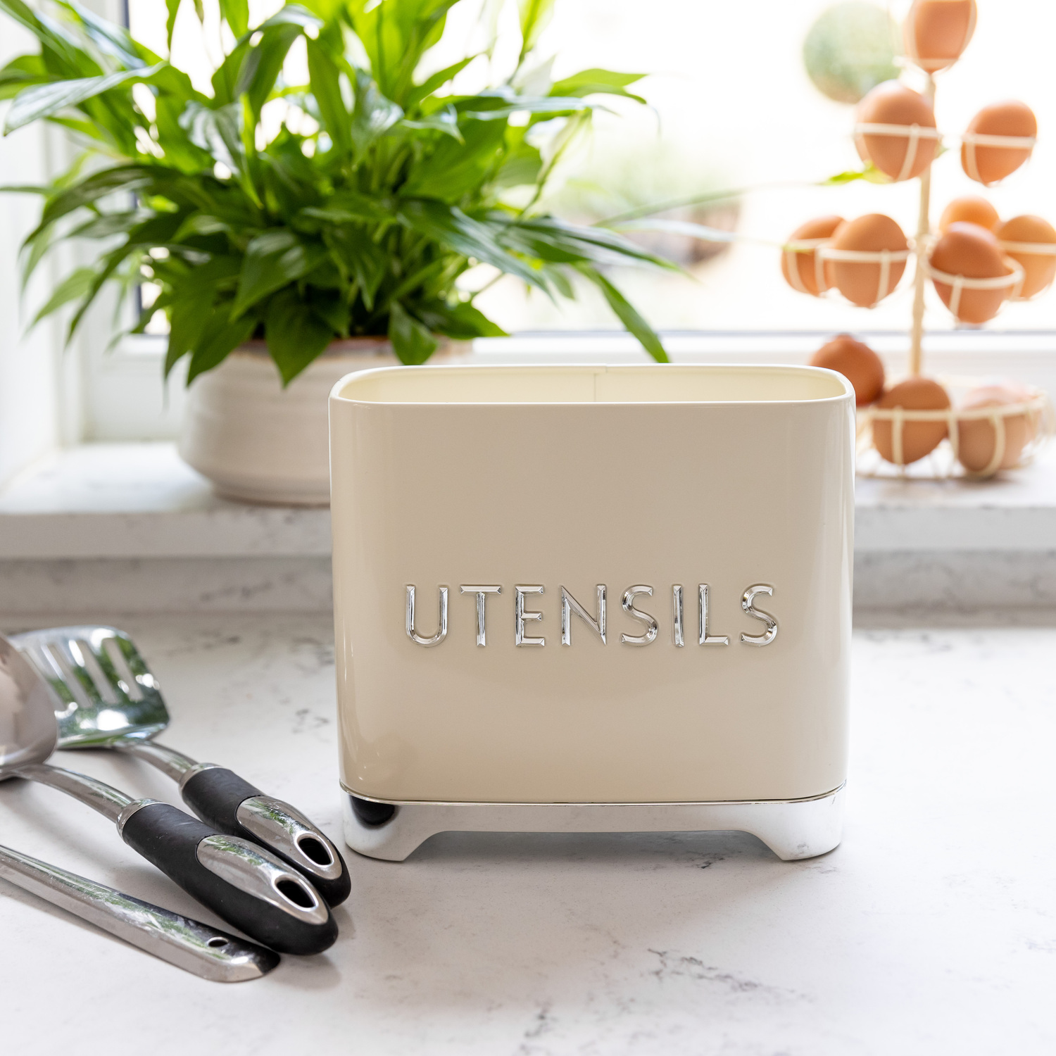 Lovello KitchenCraft Tortiera Quadrata Con Coperchio, 26x26x20 Cm, Colore Crema Latte, Acciaio Al Carbonio