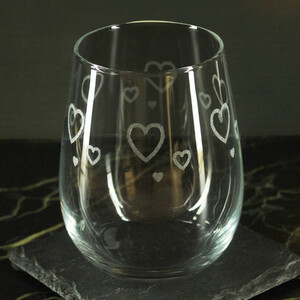 Engraved Set of 4 Gaia 360ml Hearts Pattern Design