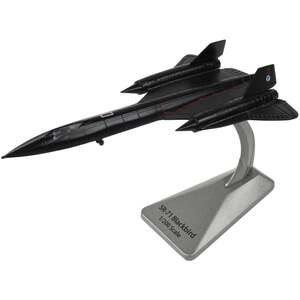 SR-71A Blackbird  USAF Recon Jet Diecast Model 1:200